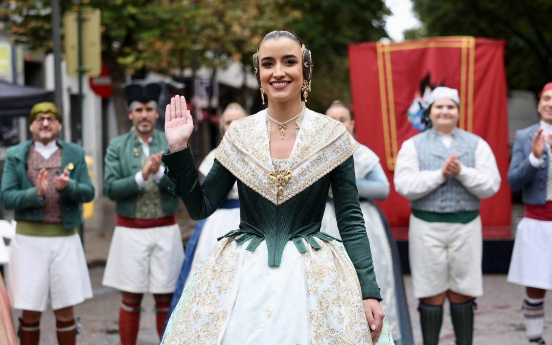 Carmen Prades estrena un aderezo Valentia muy especial