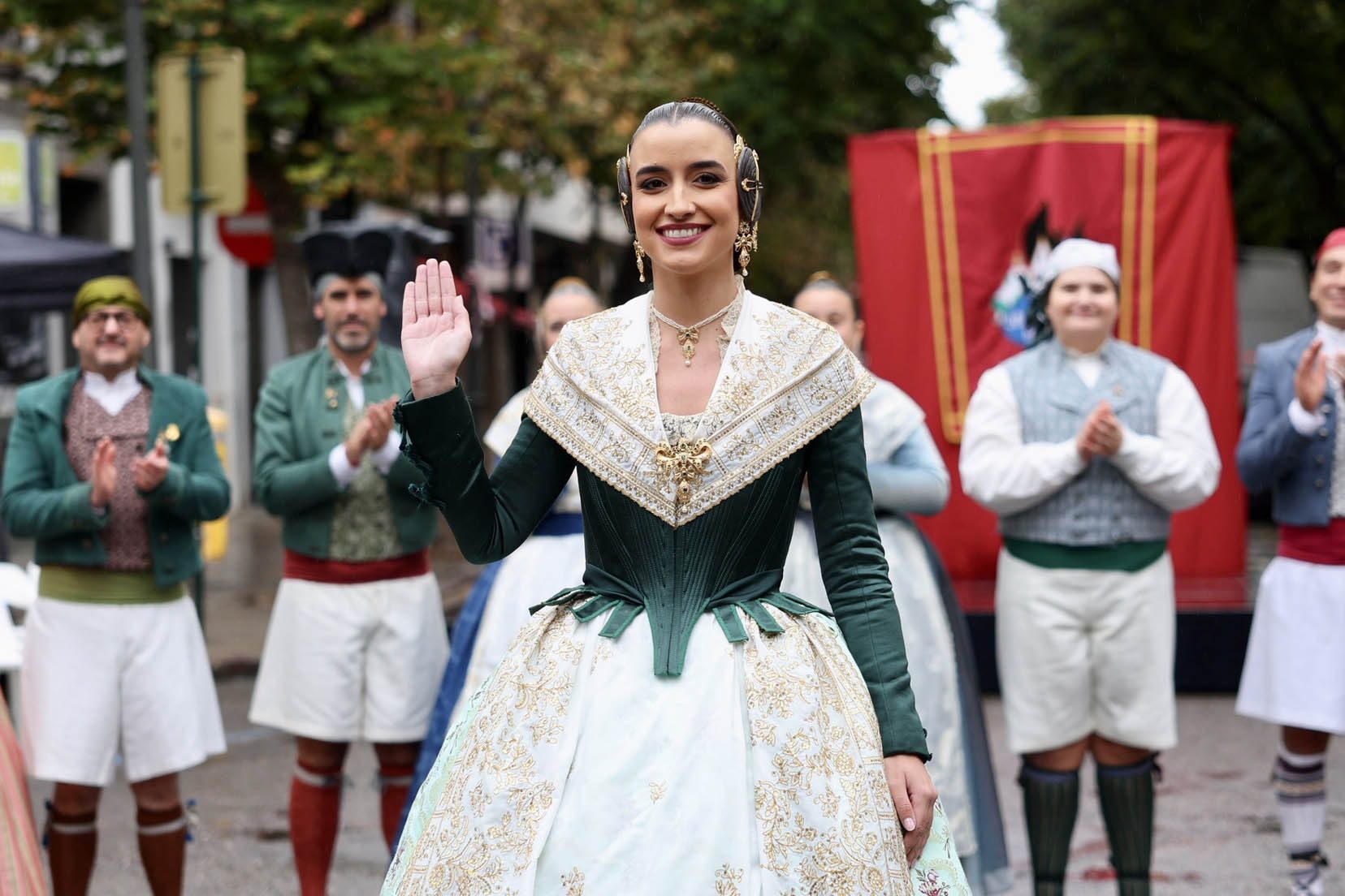 aderezos de fallera Valentia