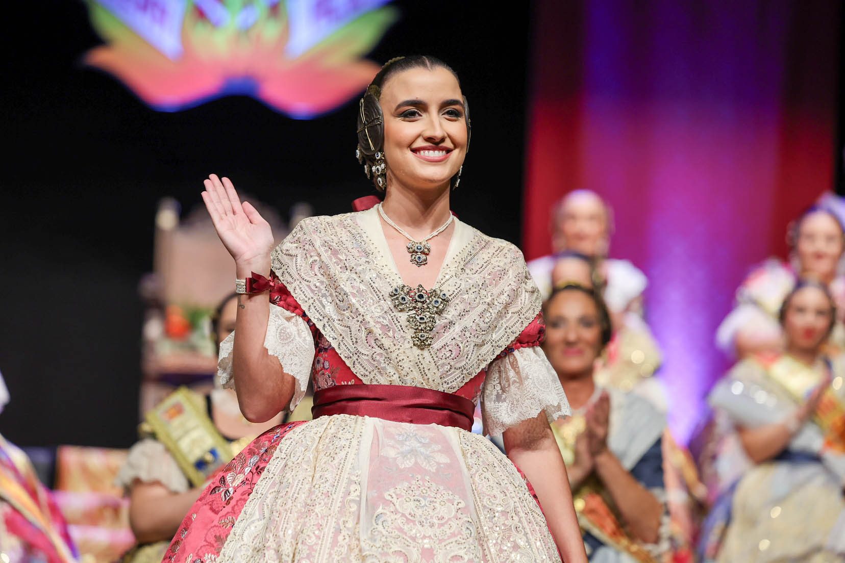 aderezos de fallera Valentia