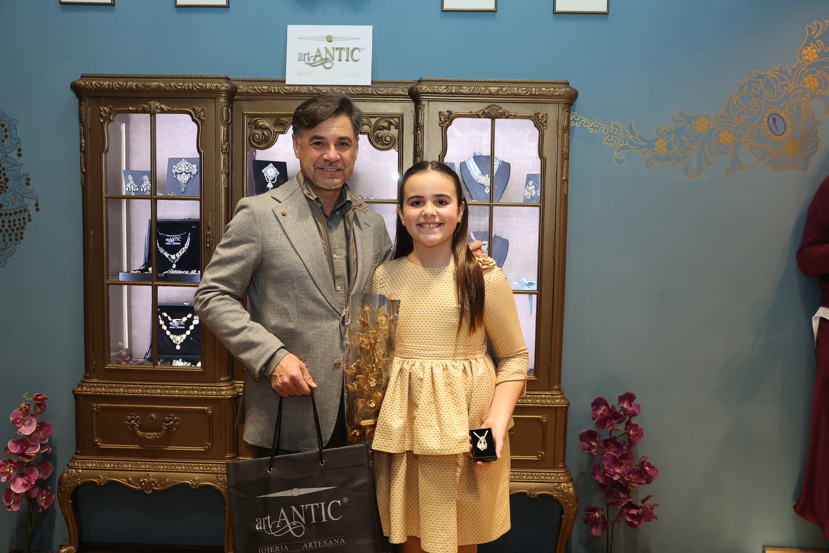 aderezos de fallera Valentia