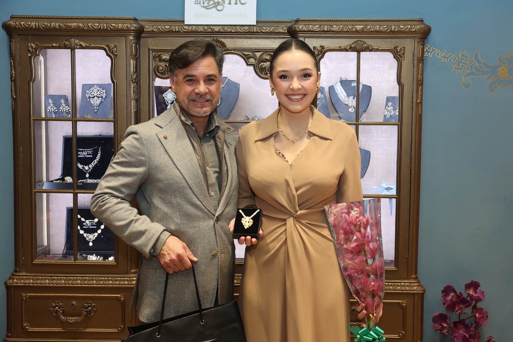 aderezos de fallera Valentia