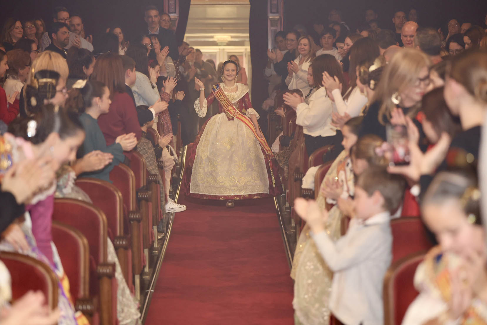 aderezos de fallera Valentia