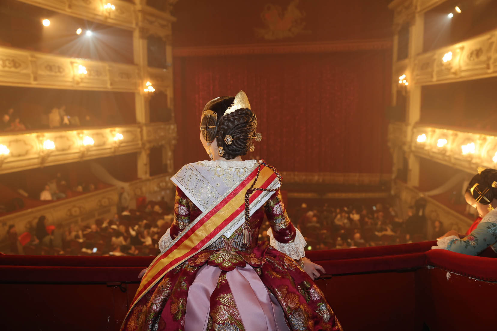 aderezos de fallera Valentia