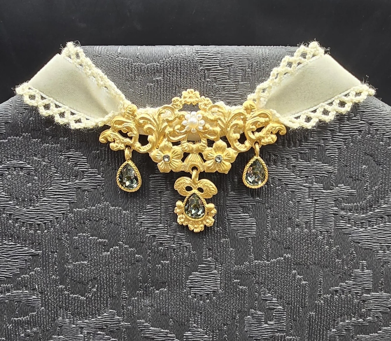 aderezos de fallera Valentia