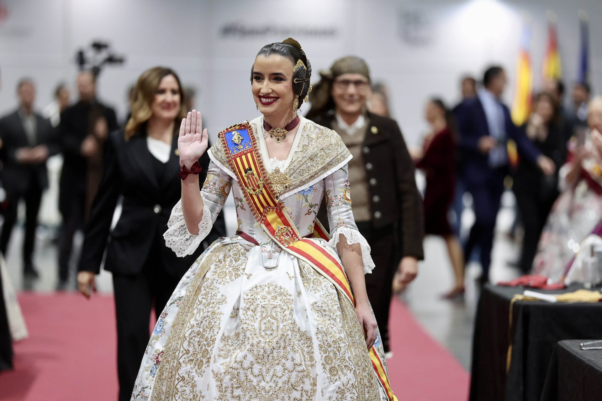 aderezos de fallera Valentia